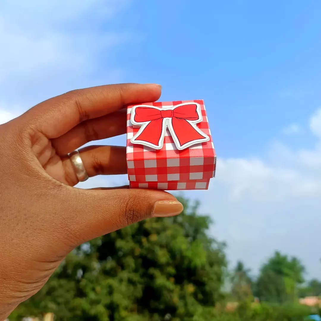 Mini Photo Ladder Box